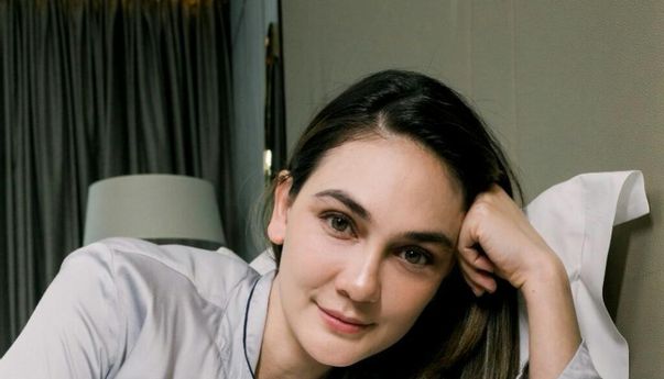 Luna Maya Ternyata Berani Pakai Baju Transparan Seharga Rp50 Juta, Cantiknya Nambah!