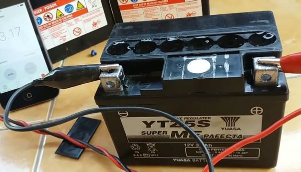 Tips Cara Merawat Aki Kering Motor yang Mudah