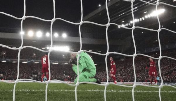 Ditaklukkan Atletico Madrid, Blunder Adrian Kubur Harapan Liverpool di Liga Champions