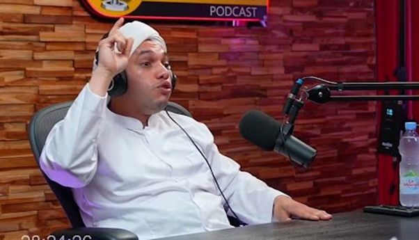 Habib Husein Sebut Aturan dari Pemerintah Adalah Kebijakan Nabi: “Salah atau Benar, Saya Bela Pemerintah”