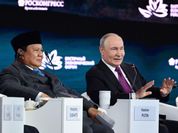 Siapkan Rencana Investasi Pabrik Pupuk Urea di Vladivostok, Prabowo Subianto Sambangi Rusia!