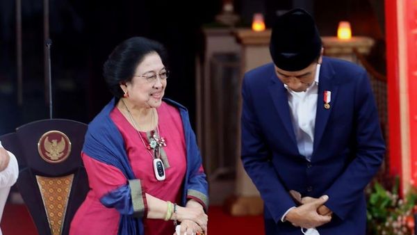 Hasto Ungkap Jokowi Ingin Ambil Alih Kursi Ketua Umum PDIP dari Megawati
