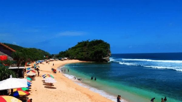 Berita Jogja: Gunungkidul Disesaki Wisatawan yang Tak Gunakan Masker