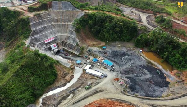 Bendungan Way Apu: Progres 89,8%, Manfaat Kian Nyata untuk Pulau Buru?