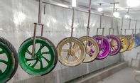 Awalnya Dicibir, Kini Bengkel Cat Velg Surya Painting 18 laris Manis