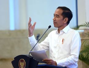 Presiden Jokowi Minta Indonesia Siapkan Diri, 60 Negara Ekonominya Sudah “Ambruk dan Ngos-ngosan”
