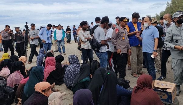 Sebanyak 184 Pengungsi Asal Rohingya Kembali Masuk Indonesia, Berlabuh dengan Selamat di Perairan Aceh