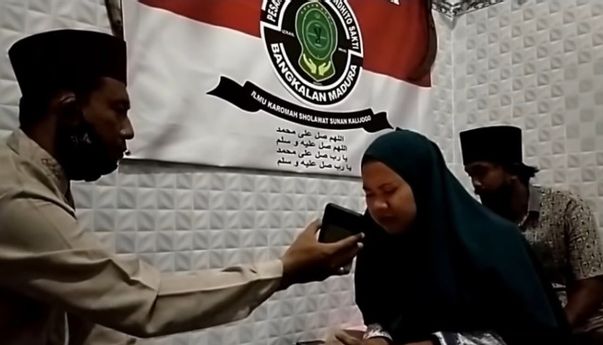 Misteri Pembunuhan Anak Istri hingga Jin Qorin Berbicara, Kuasa Hukum Pak Yosef: Bohong