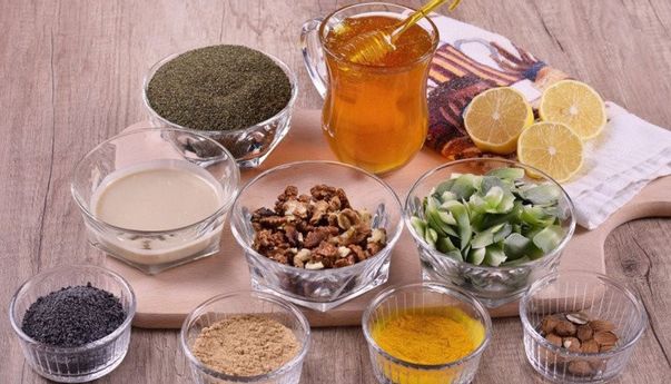 Bunda Wajib Tahu! Bahaya Memberikan Ramuan Herbal pada Anak di Bawah 6 Bulan