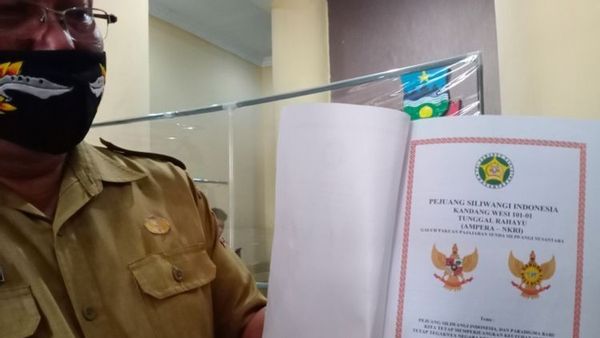 Kabar Terkini: Tak Hanya Lambang Negara, Kandang Wesi Tunggul Rahayu Diduga Cetak Uang Sendiri