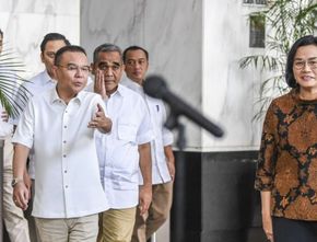 Jelang Transisi Pemerintahan, Sri Mulyani Laporkan Kondisi APBN ke Prabowo