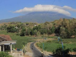 Beneran Nih? Kawasan Gunung Lawu Tak Masuk Wilayah Kerja Panas Bumi Rencana Pemerintah