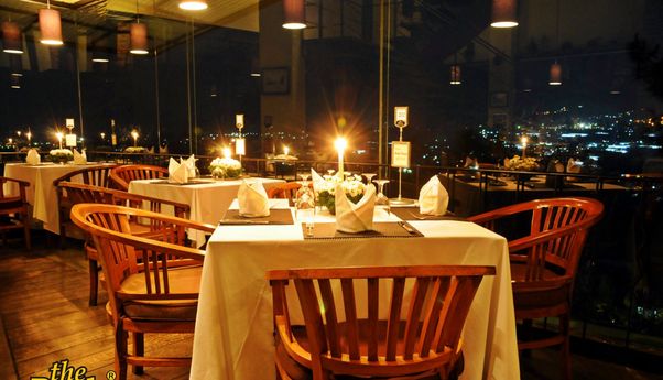 4 Tempat Makan Malam di Bandung yang Romantis