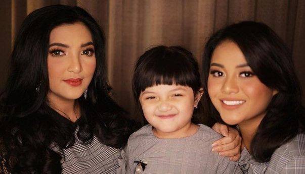 Cerita Ashanty tentang Cincin Pemberian Neneknya yang Akan Diberikan untuk Aurel Hermansyah