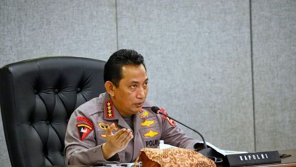 Kapolri Jenderal Listyo Resmi Mutasikan 215 Pati Polisi: Pergantian Wakalemdiklat hingga Kapolda Sulbar
