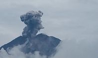 Gunung Semeru Erupsi Berulang Kali dengan Tinggi Letusan 1.200 Meter, Status Waspada