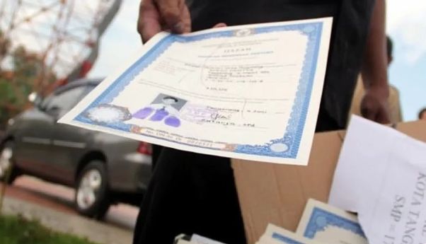 Puan Minta Larangan Perusahaan Tahan Ijazah Karyawan Dibarengi Pengawasan dan Sanksi Tegas