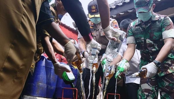 Kabar Berita Solo: Dijual secara Online, Polisi Amankan Belasan Penjual Miras Ilegal