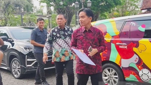 Gibran Mundur, Deddy Sitorus PDIP Nilai Aneh: Harusnya dari Masa Kampanye