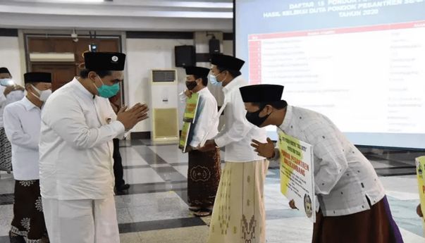 Berita Terkini: Hari Santri Nasional, Pemprov Jateng Beri Penghargaan 15 duta Ponpes
