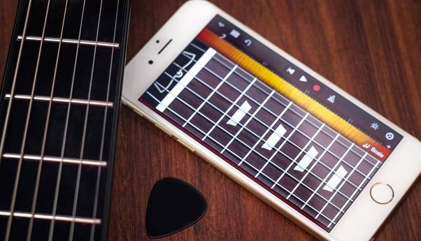 11 Aplikasi Alat Musik Terbaik 2020 di Android untuk Pemula