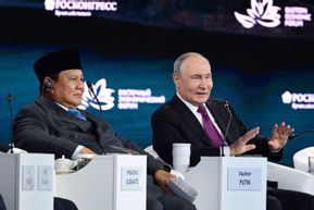 Siapkan Rencana Investasi Pabrik Pupuk Urea di Vladivostok, Prabowo Subianto Sambangi Rusia!