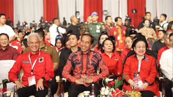 PDIP Resmi Pecat Jokowi, Gibran, dan Bobby sebagai Kader Partai