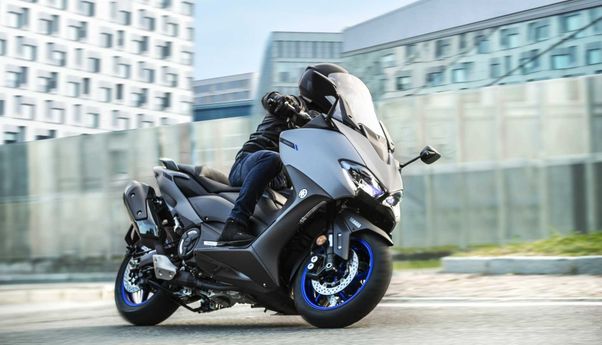 Inilah Harga dan Spesifikasi Yamaha TMAX DX Terbaru