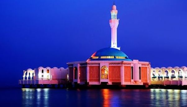 Melihat Keindahan Masjid Terapung yang Populer di Dunia, Cantik Banget!