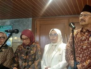 Mensos Tegaskan Tidak Ada Seleksi Akademik untuk Masuk Sekolah Rakyat