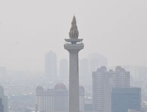 Pagi Ini Kualitas Udara Jakarta Terburuk Sedunia, Warga Diimbau Pakai Masker
