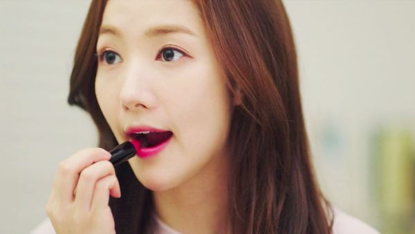 Lipstick Yang Sering Dipakai Artis Korea Apakah Punya Anda Salah Satunya