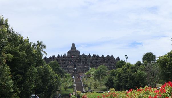 Berita Jateng: Pengelola Candi Borobudur Berharap Kuota Pengunjung Bisa Lebih Banyak