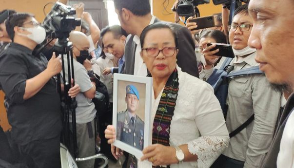 Ibu Brigadir J Minta Putri Candrawathi Divonis di Atas 15 Tahun Penjara: Dia Biang Kerok Pembunuhan