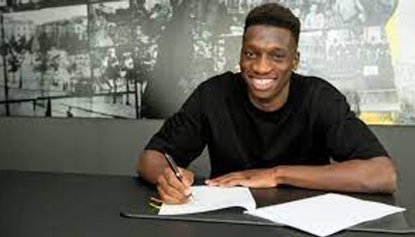 Borussia Dortmund Incar Pemain Muda, Kali Ini Wonderkid PSG, Siapa Dia?