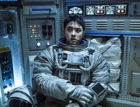Saksikan Ketegangan dan Keseruan Penyelamatan Astronot Korea dalam Film “The Moon”