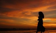 Pantai Angsana, Kalimantan Selatan: Keindahan di Atas dan di Bawah Permukaan Laut