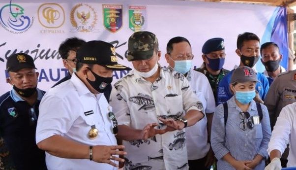 Edhy Prabowo Cabut Sementera Izin Penambangan Pasir Laut di Lampung Timur