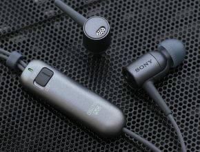 Rekomendasi Earphone Sony Terbaik