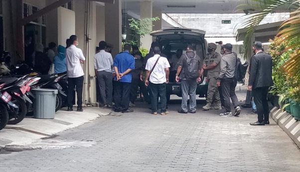 Terbaru: Pimpinan DPRD DIY jadi Korban Lift Jatuh di Kantor