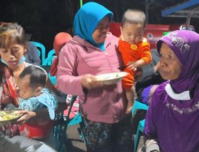 Bantuan Tak Kunjung Turun, Pengungsi Merapi di Klaten Bantingan Beli Lauk
