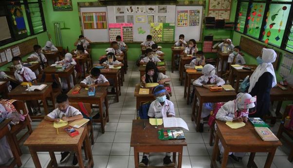 Perhimpunan Dokter Paru Indonesia Minta Pemerintah Tunda Pembelajaran Tatap Muka, Khawatir Terjadi Lonjakan Kasus COVID-19