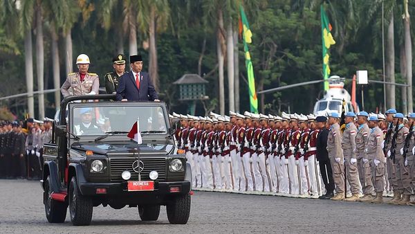 Jokowi Beri intruksi Kepada Polri dalam Upacara Peringatan HUT ke-73 Bhayangkara