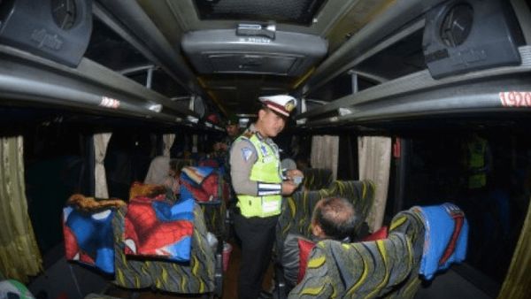 Keterangan Polisi Soal 6 Pemudik Nakal yang Sembunyi di Bus Antarprovinsi