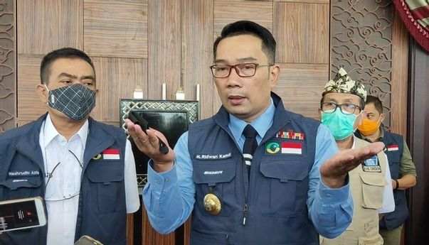 Berita Terkini: Jadi Relawan, Ridwan Kamil Disuntik Vaksin Covid-19
