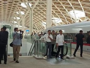 Raffi Ahmad hingga Yuni Shara Ikut Presiden Jokowi Jajal Kereta Cepat Jakarta Bandung