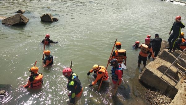 Berita Jogja: Tenggelam di Sungai Progo, Penyetrum Ikan Belum Ditemukan