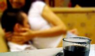 Mengenal Kopi Pangku, Tradisi &#8220;Ngopi Plus-Plus&#8221; di Nusantara