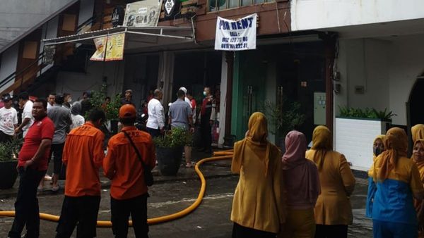 Kebakaran Kios Laundry di Kemang Utara, Kerugian Capai Rp50 Juta