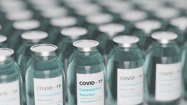 Ini Jawaban Kenapa Kimia Farma Menunda Vaksinasi Gotong Royong Individu